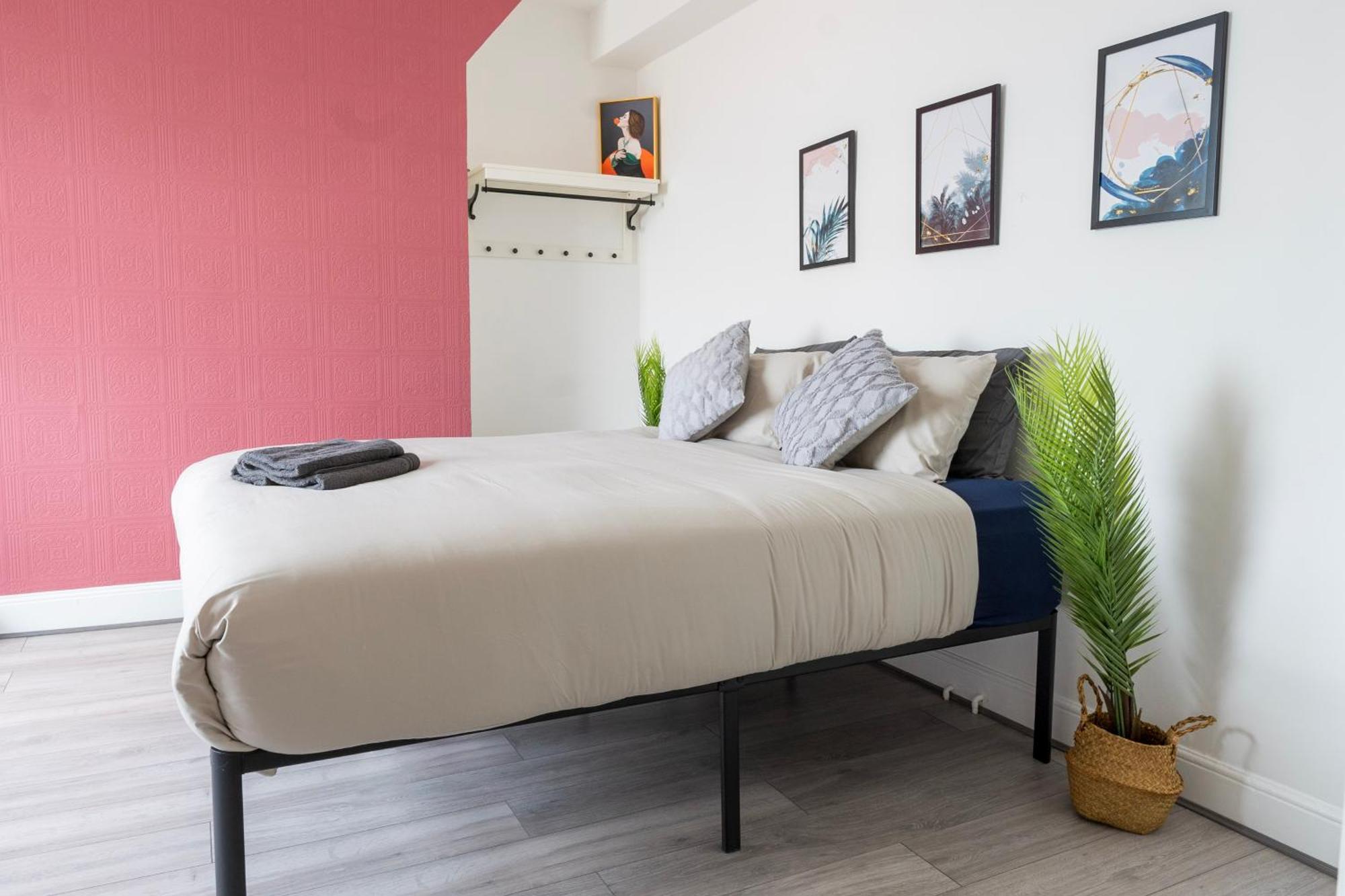 5C- Stylish Urban Retreat - Spacious 2 Bed Flat London Exterior photo