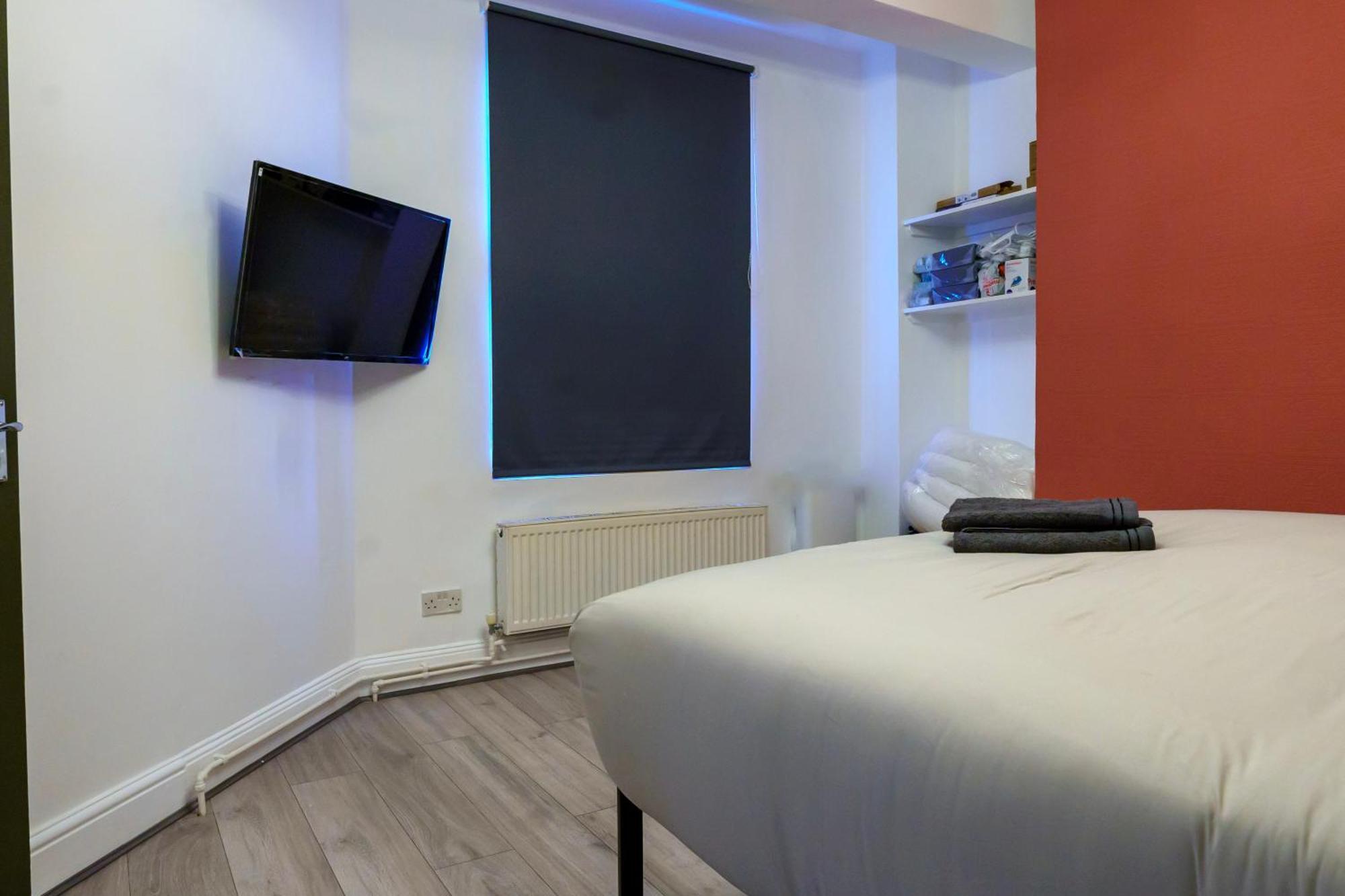 5C- Stylish Urban Retreat - Spacious 2 Bed Flat London Exterior photo