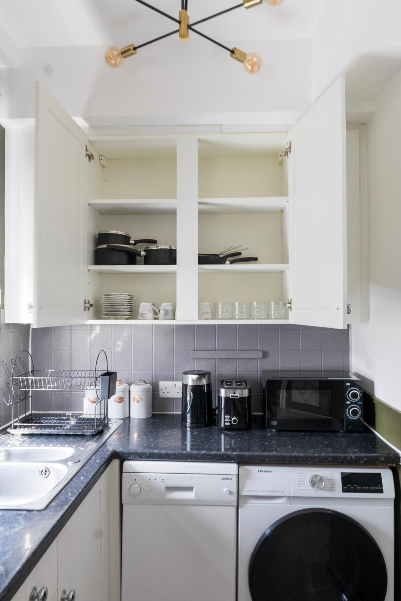 5C- Stylish Urban Retreat - Spacious 2 Bed Flat London Exterior photo